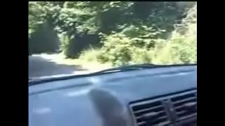 Dogging et bukkake dans la forêt pour cette belle libertine