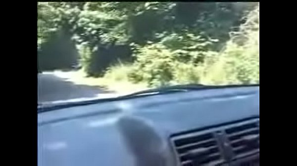 Dogging et bukkake dans la forêt pour cette belle libertine